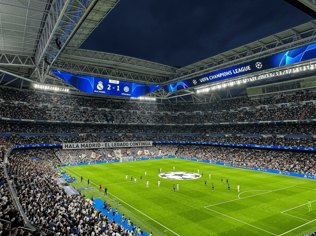 UEFA Champions League scoreboard: Real Madrid 2–1 Inter Milan; Hala Madrid banner